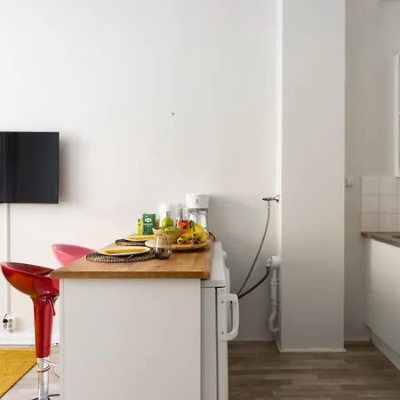Small And Cosy In Heart Of Apartman *