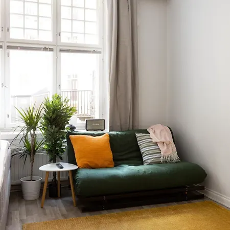Small And Cosy In Heart Of Apartment