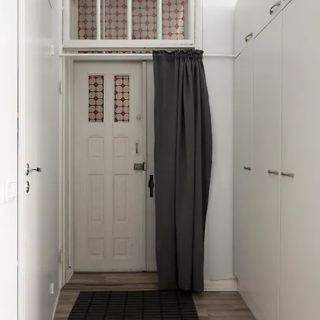 Apartment Small And Cosy In Heart Of